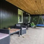 6 Person In Skjern-by Traum